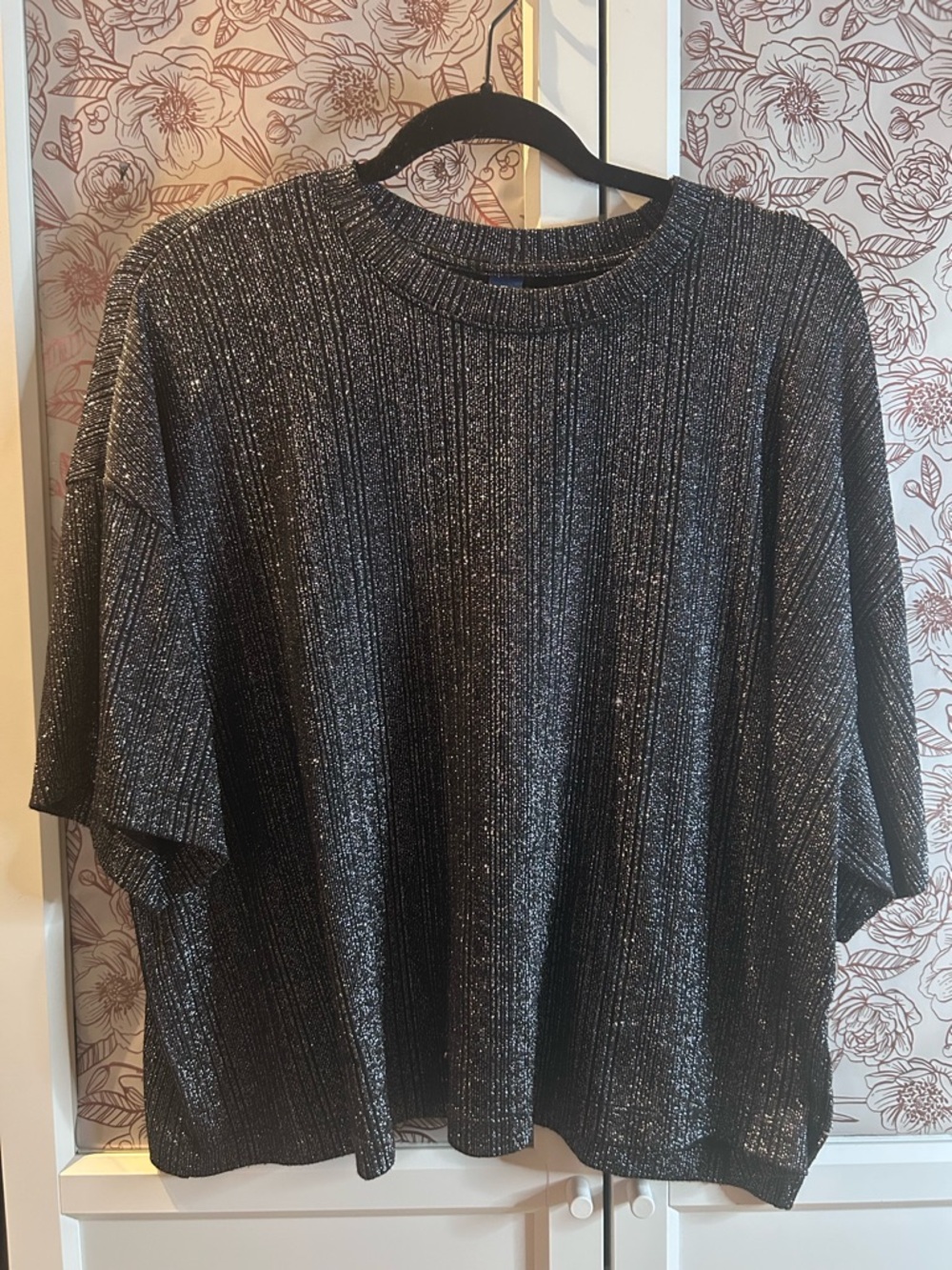 Metallic Knit Top - Black/ Silver